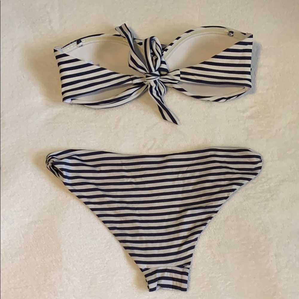 Striped Bikini Set - Picture 4 of 6